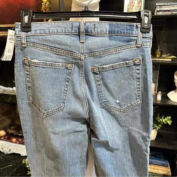 Abercrombie &amp; Fitch The 90’s Slim Straight  Ultra High Rise Jeans size 29/ 8 L
