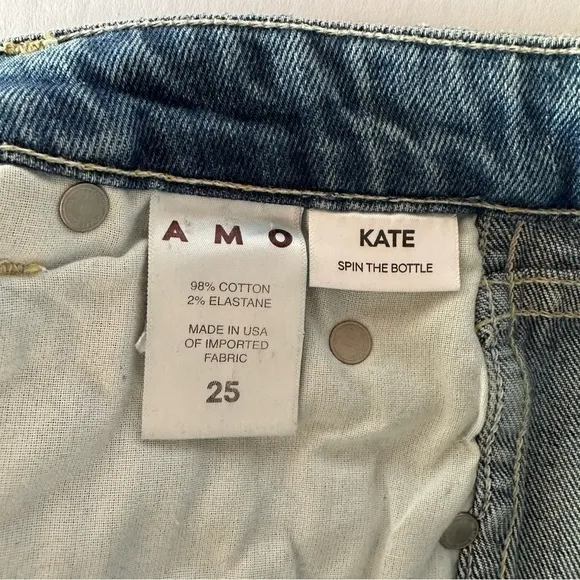 AMO Kate Slim Ankle Jeans in Spin the Bottle Size 25