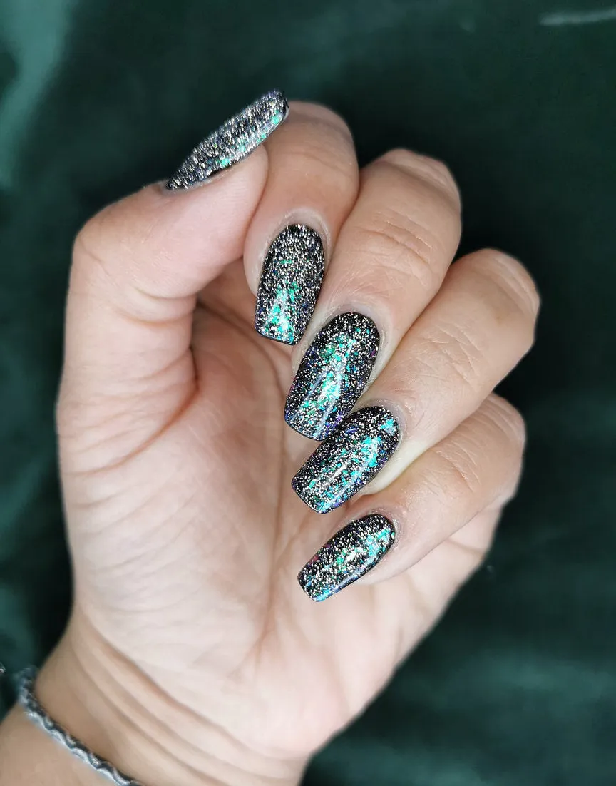 Ard As Nails - Toppers - Earth