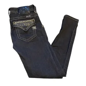 Authentic Miss Me Skinny signature jeans that are black