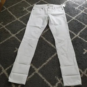 Big Star Maddie White Skinny Jeans Size 28R