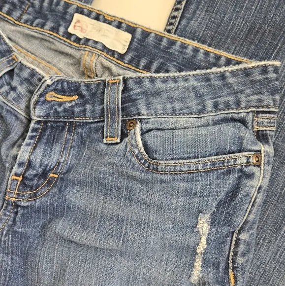 Bke Buckle Denim Jeans size 26 x 31.5 Standard Stretch Flare Boot Cut Distressed