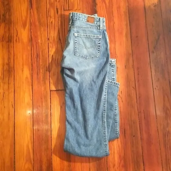 Bke Buckle Denim Jeans size 26 x 31.5 Standard Stretch Flare Boot Cut Distressed