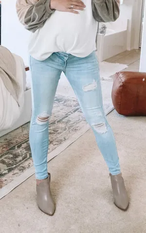 Blanqi distressed maternity jeans size 10 (medium)