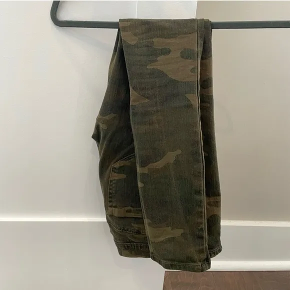 Bundle of 5 size 24 jeans