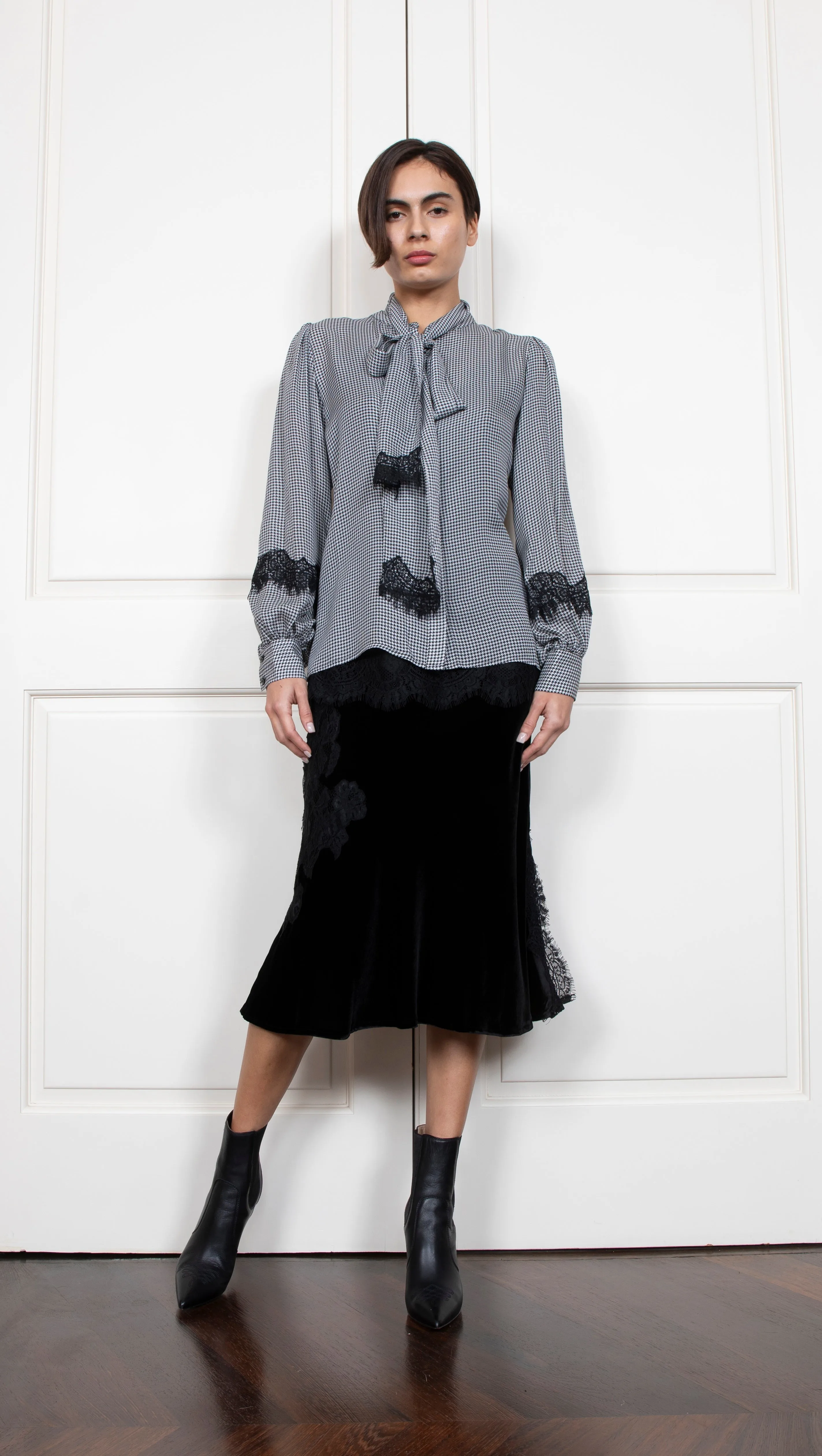 Camille Houndstooth Tie Shirt