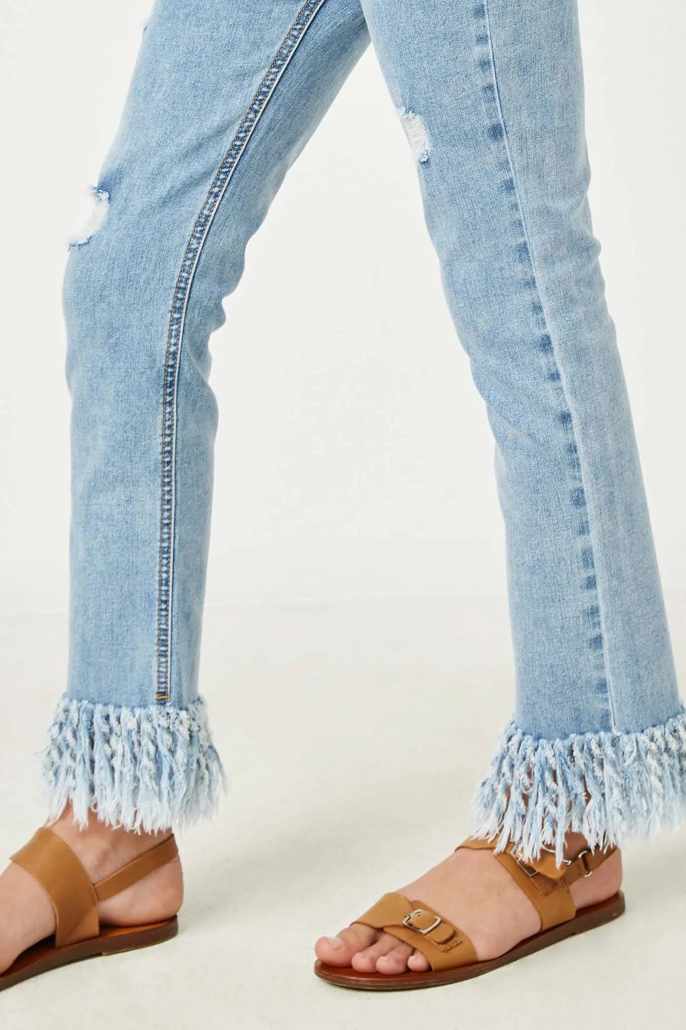 Distressed Frayed Jeans