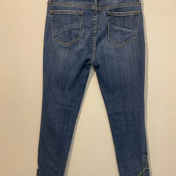 Driftwood Jackie Floral Embroidered Skinny Ankle Jeans SZ 30