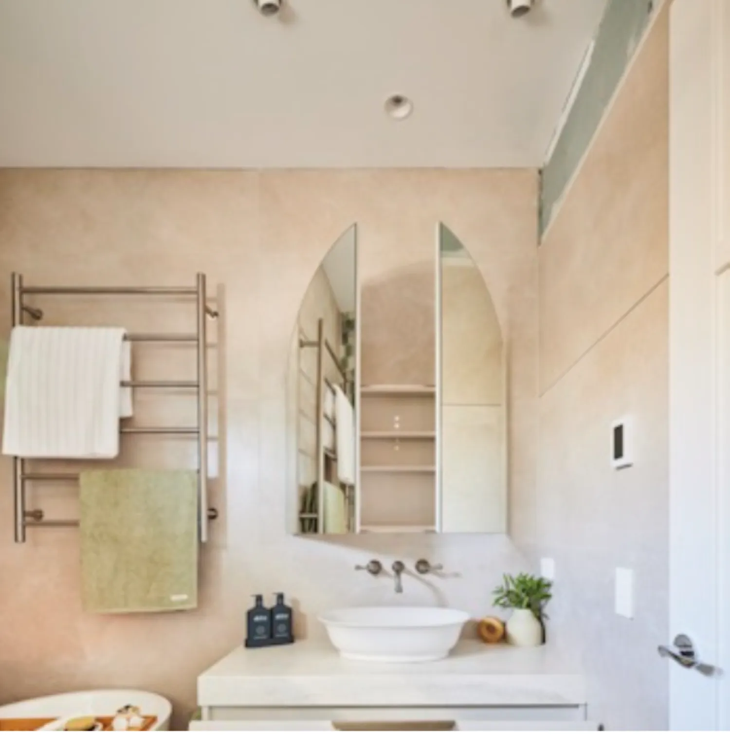 Dulux Lexicon Quarter