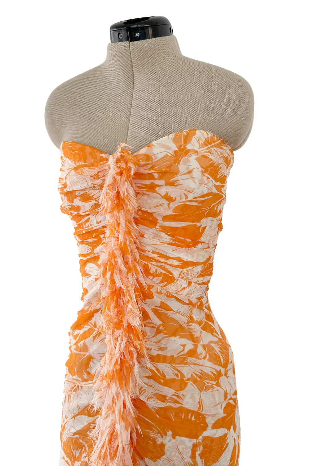 Exceptional Spring 2004 Oscar de la Renta Runway Printed Silk Chiffon Dress w Ruffle Skirt