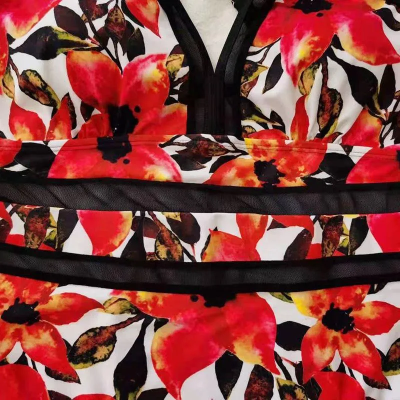 Floral Print Plus Sizes Conserved Swiming Suits