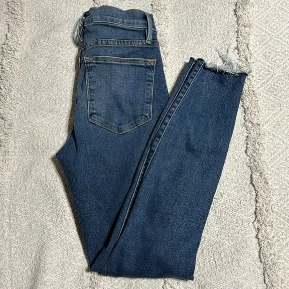 FRAME Denim Distressed Le High Skinny Jeans