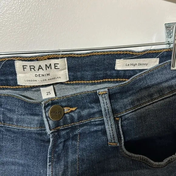 FRAME Denim Distressed Le High Skinny Jeans