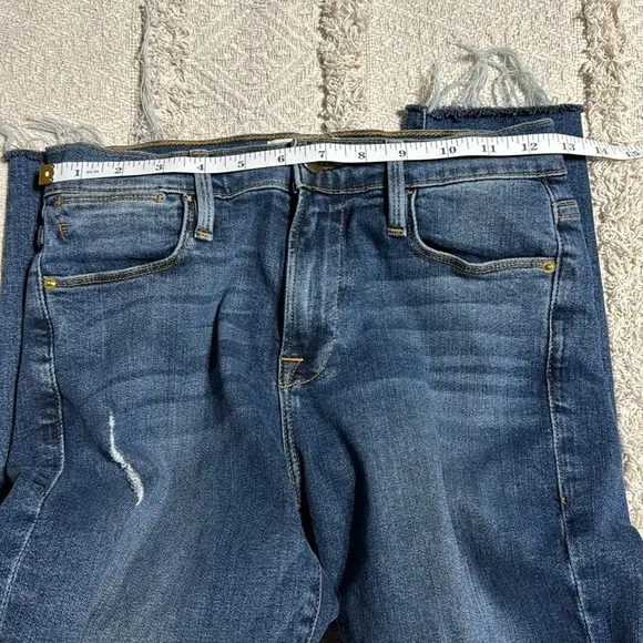 FRAME Denim Distressed Le High Skinny Jeans