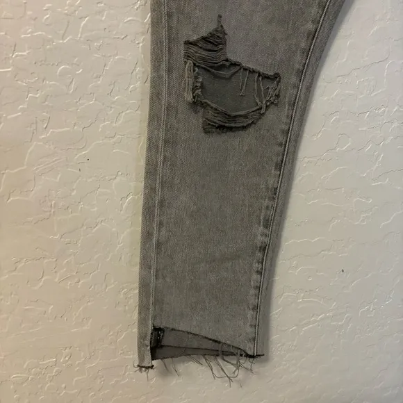 Frame Le Garçon Crop Monsoon Rips Gray Mid Rise Distressed Denim Jeans Size 30