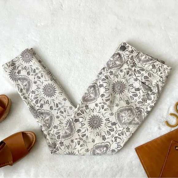 Free People Cream And Floral Skinny Jeans Size 25