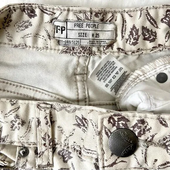 Free People Cream And Floral Skinny Jeans Size 25