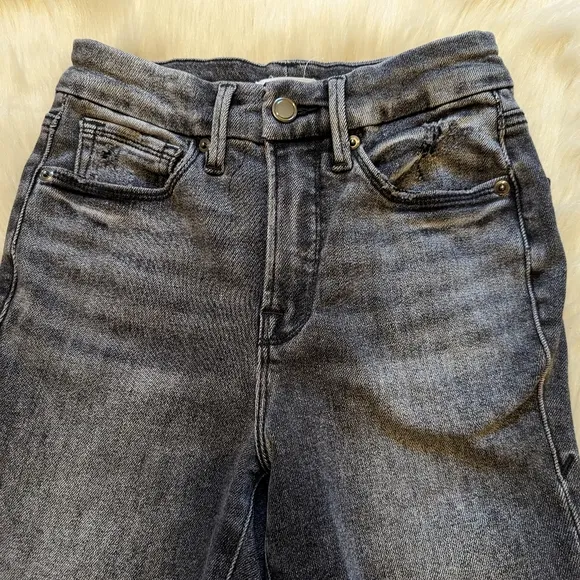 Good American black faded look slightly distress stretchy skinny jeans size 0/25