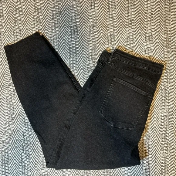 Good American | Good Legs Black skinny Jeans | Sz 24 | NWT
