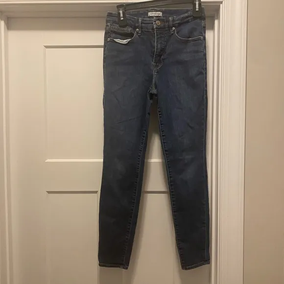 Good American jeans 8