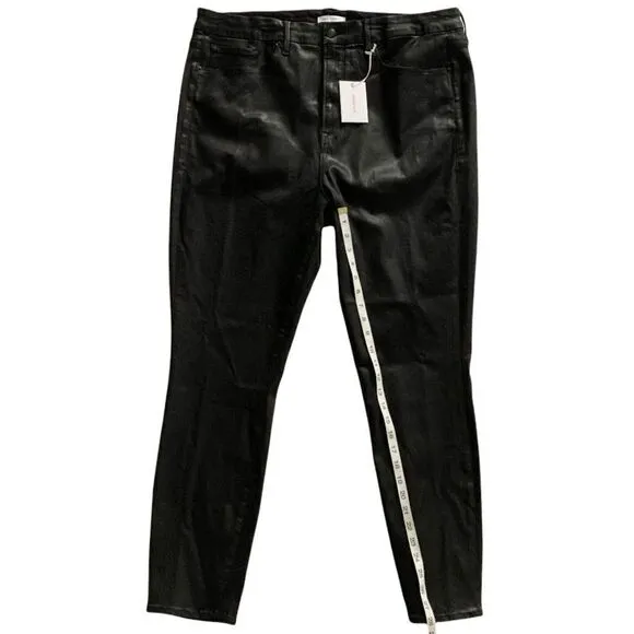 GOOD AMERICAN Black Coated Skinny Jeans!