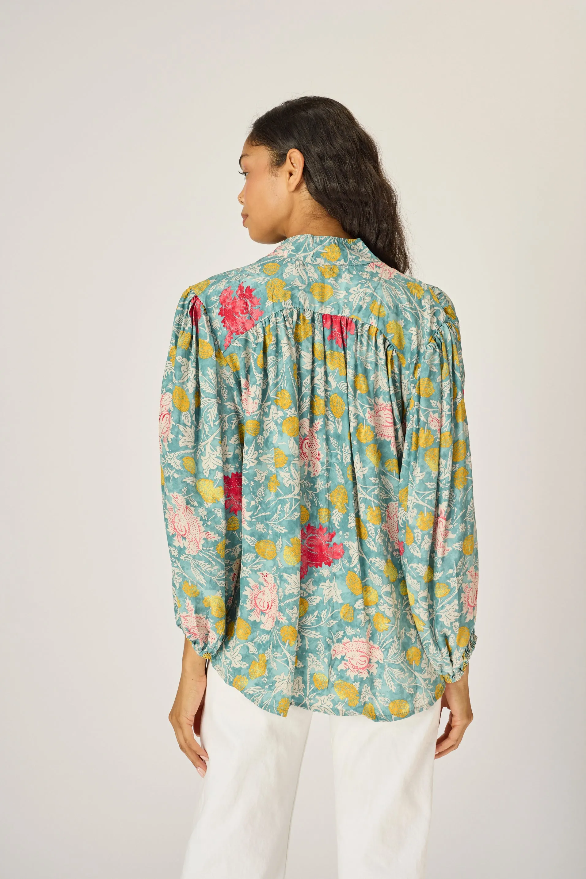 IRIS TOP