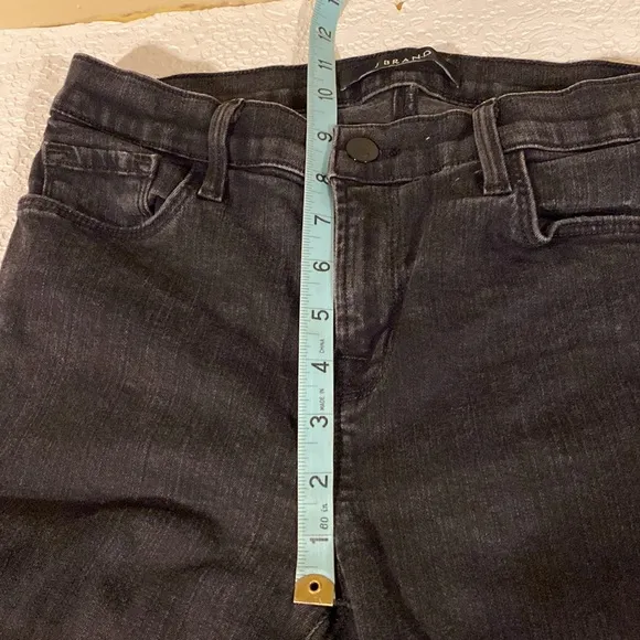 J Brand Vanity Black 29 Skinny Leg 811
