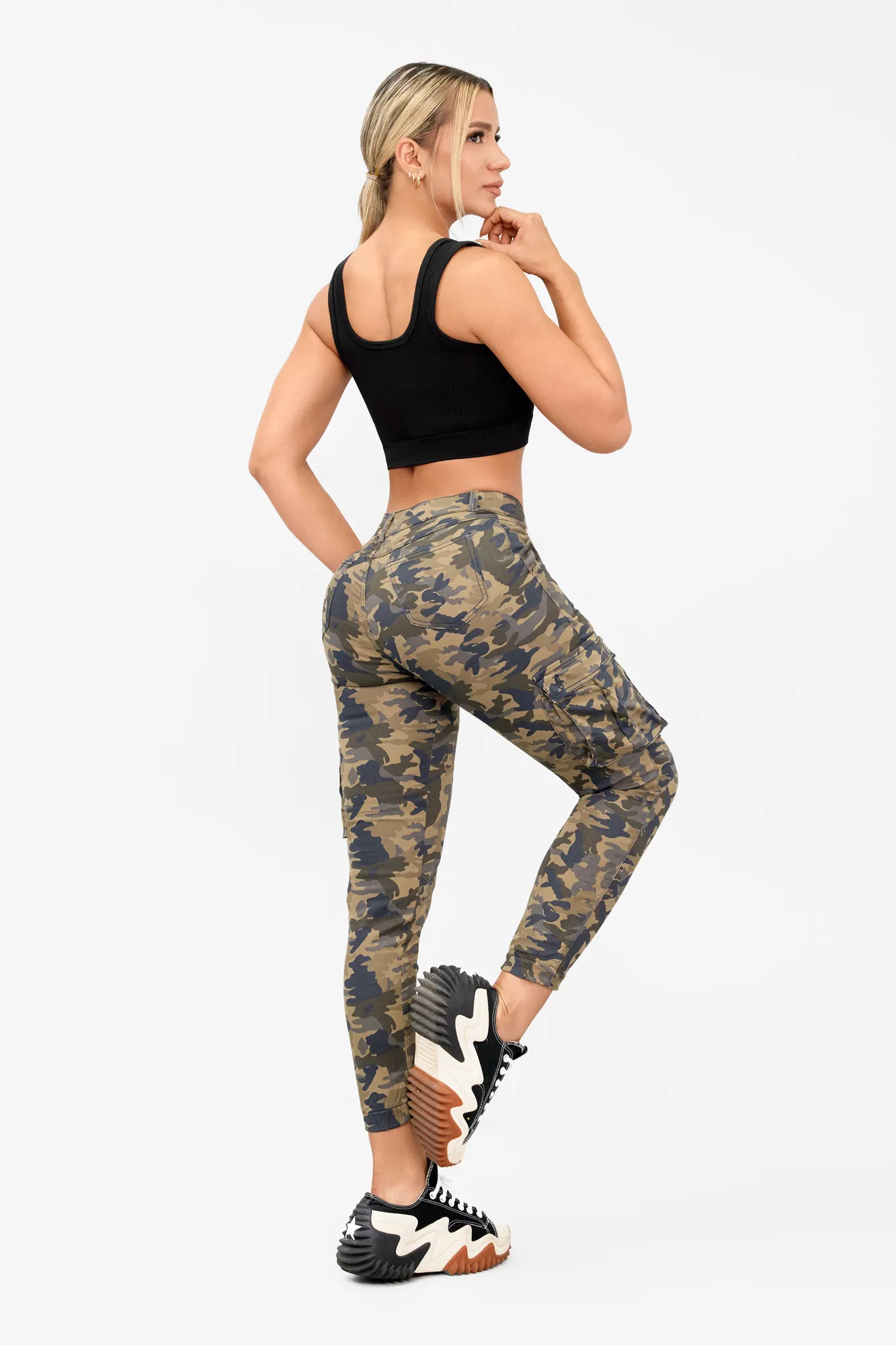 JOGGER VERDE MILITAR 01404JG-DS01