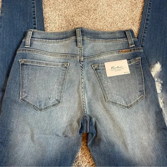 KanCan NWT Jeans • Distressed • Style KC8188M • W5/26
