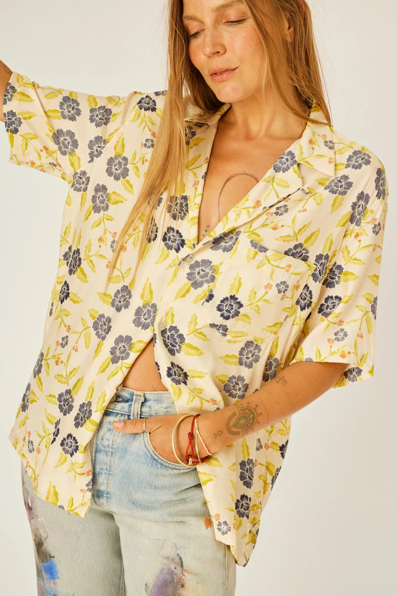 KEVIN SHIRT (UNISEX)