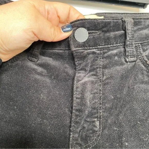 L’AGENCE Margot High Rise Corduroy Skinny Jeans in Lead Black