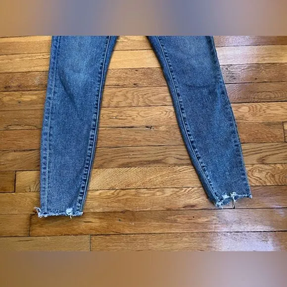 LOFT SKINNY DISTRESSED JEANS