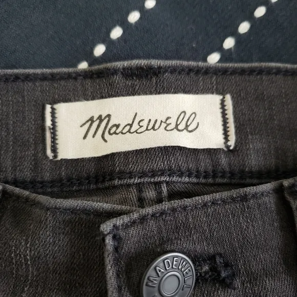 Madewell| 9&quot; Mid Rise Skinny Jeans Black Sea Size 27