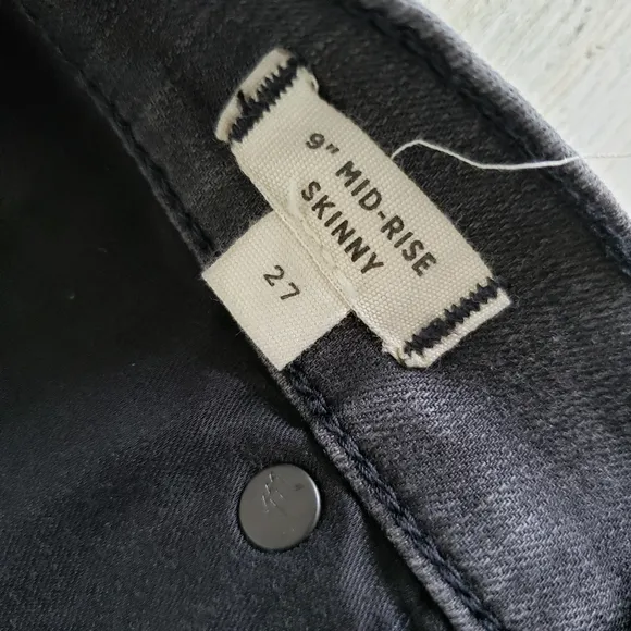 Madewell| 9&quot; Mid Rise Skinny Jeans Black Sea Size 27