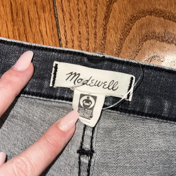 Madewell Jeans Tall 10&quot; High-Rise Skinny Jeans in Oakwood Wash