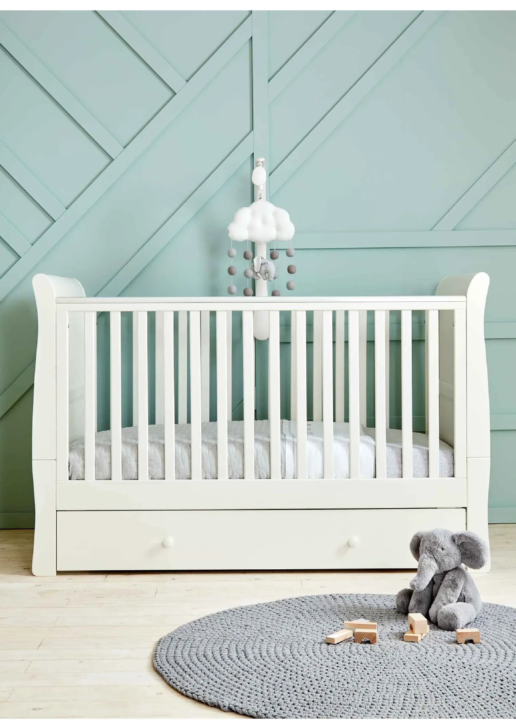 Mamas and Papas Mia Sleigh Cotbed and Dresser