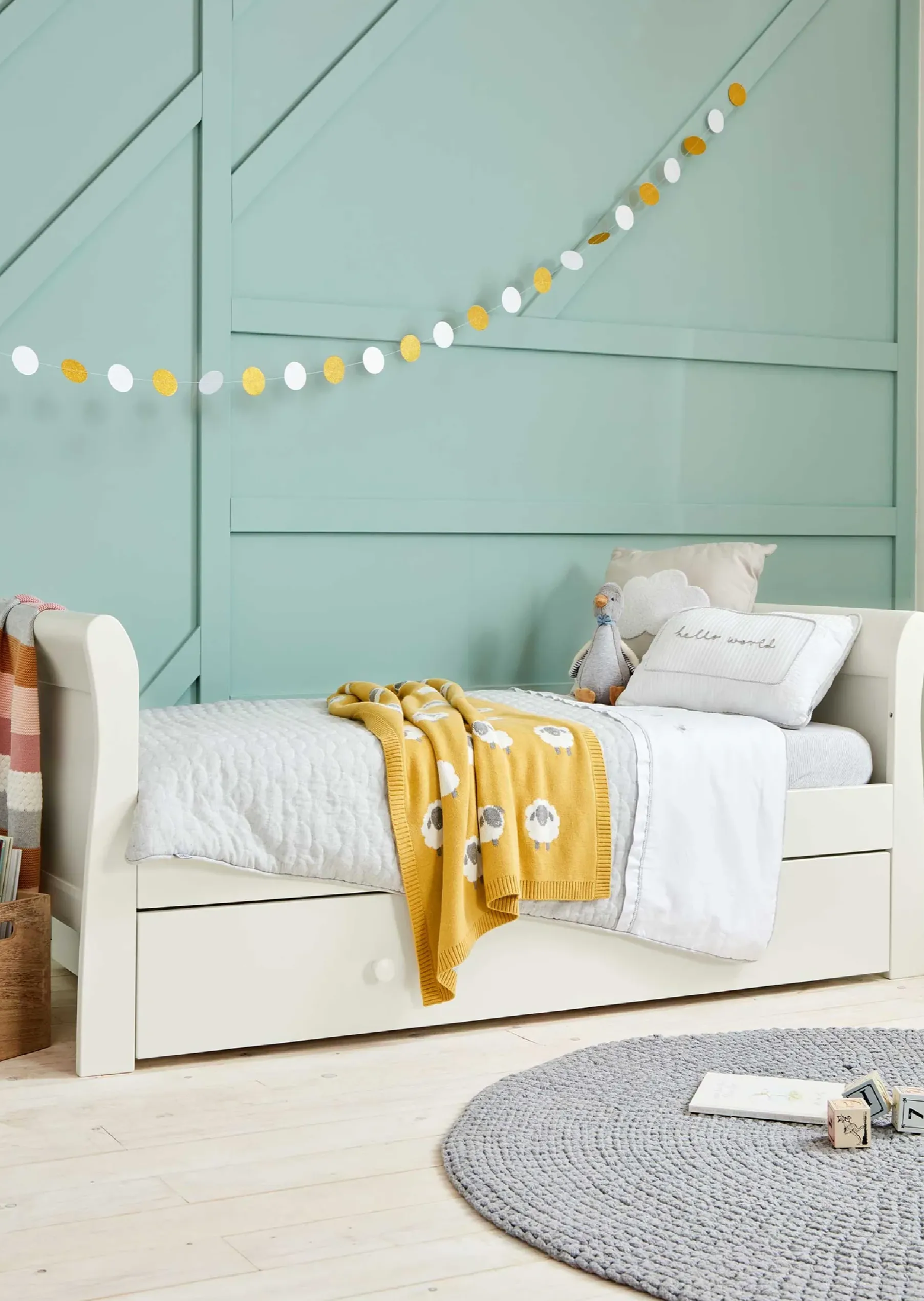 Mamas and Papas Mia Sleigh Cotbed and Dresser