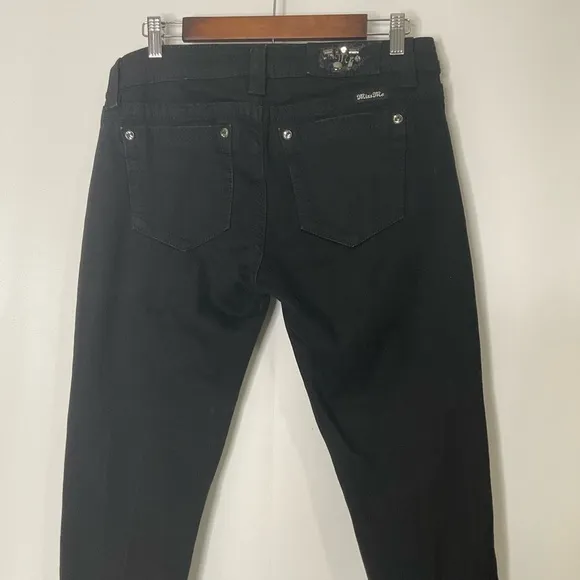 Miss Me Signature Black Bling Gems Distressed Skinny Jeans Size 30; EUC
