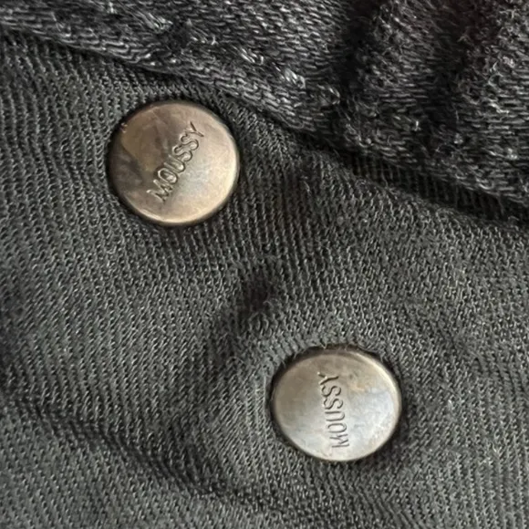 MOUSSY Vintage Black Distressed Jeans