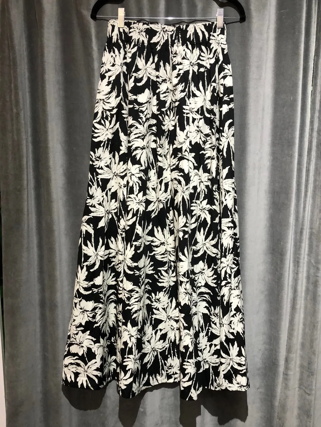 (Nude) Black and White Cotton Two Piece Maxi Set