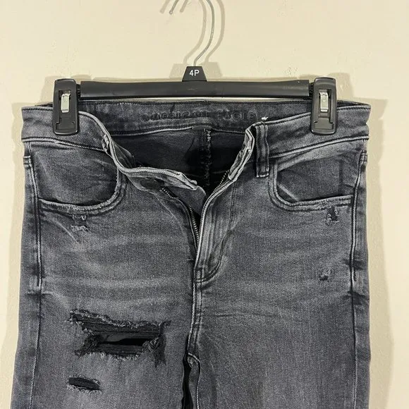NWOT American Eagle Women's High Rise Distressed Black Jeans Size 6