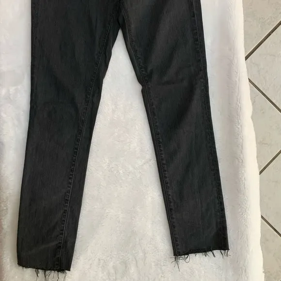 NWOT CARMAR Skinny Fryed Hem Jeans