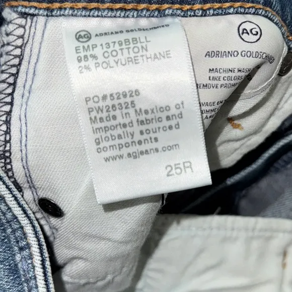 NWT $195 AG Jeans Farrah skinny blue woman Sz 25