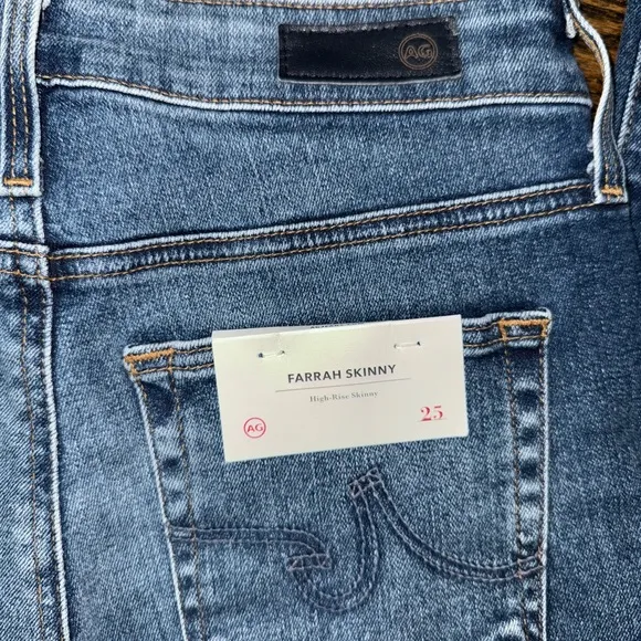 NWT $195 AG Jeans Farrah skinny blue woman Sz 25