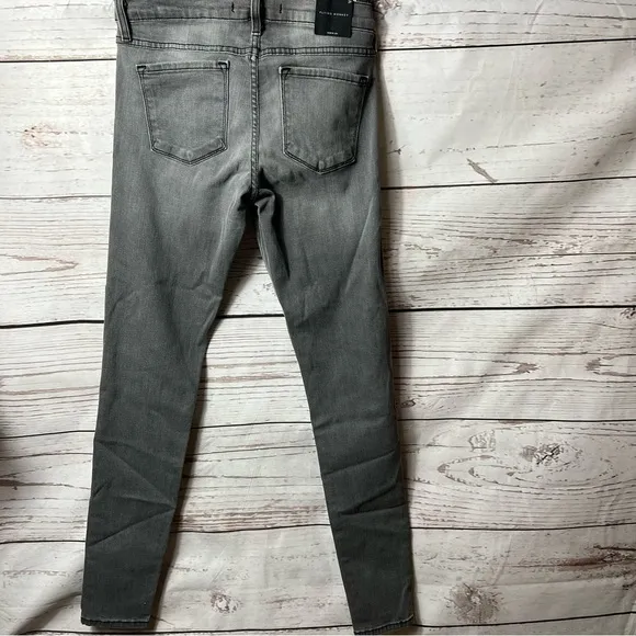 NWT Flying Monkey Grey Distressed Knee Platinum Skinny Jeans Size 29