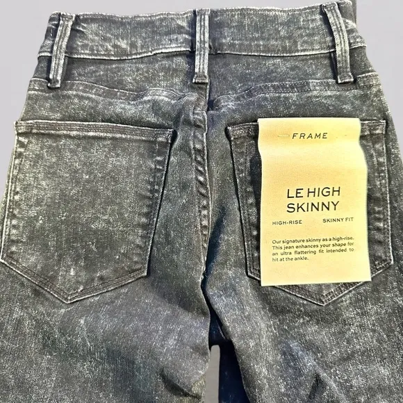 NWT FRAME Denim ‘Le High Skinny’ Jeans in “Dean” Wash Size 23 Celeb Favorite