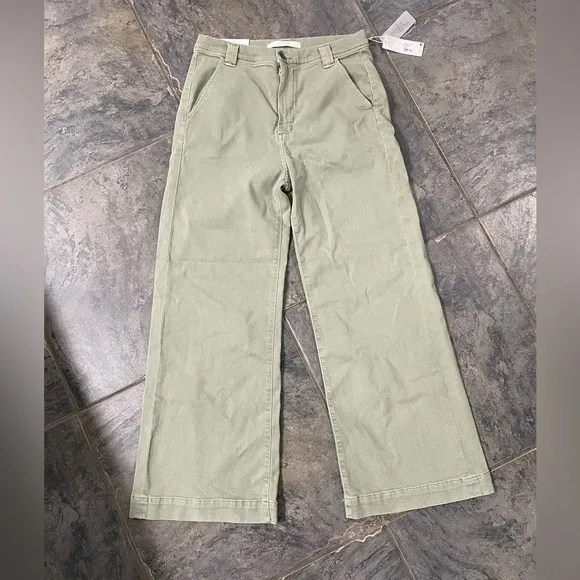 NWT Joe’s Jeans The Lucia High Rise Wide Leg Ankle Weightless Khaki Green Sz 29