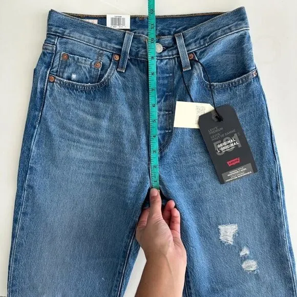 NWT Levi's 501 high rise straight leg distressed jeans