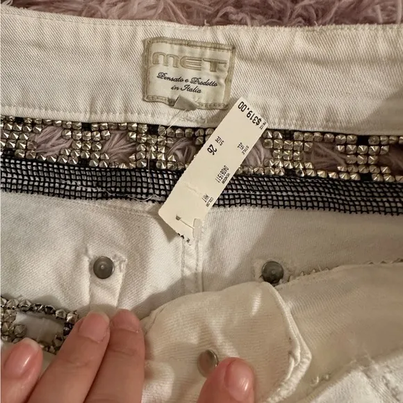 NWT Women’s MET Italian White Jeans Rhinestone Waist Size 26