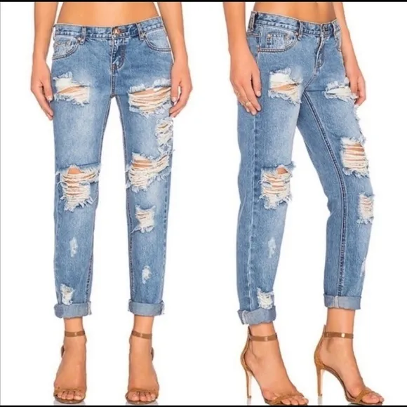One by One Teaspoon Awesome Baggies Distressed Blue Jeans Size 26